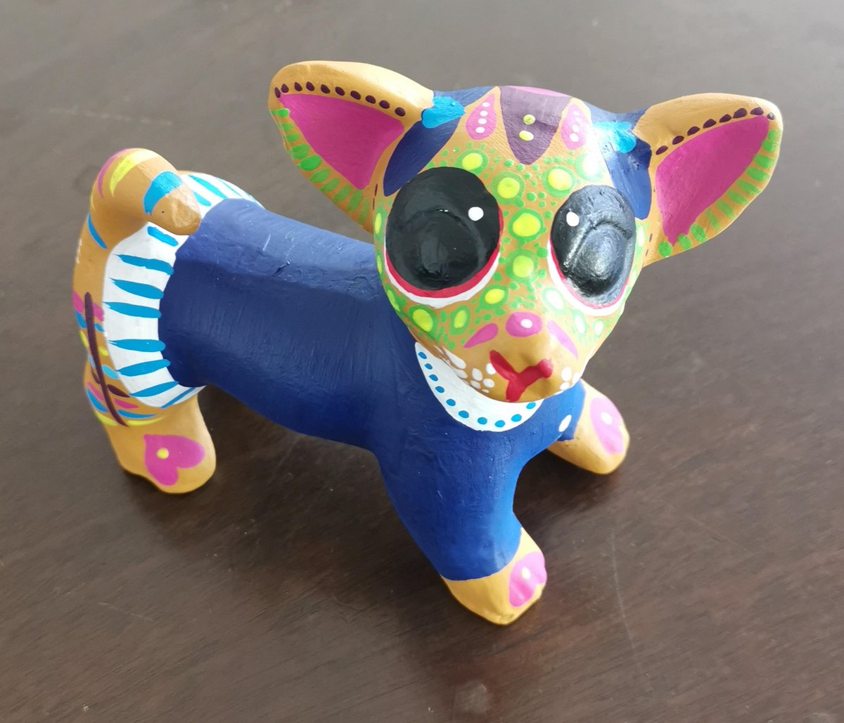 Yanelle14's tweet photo. Finally got my @mexi_tails figurine 😌 https://t.co/SvmJKbzo3f