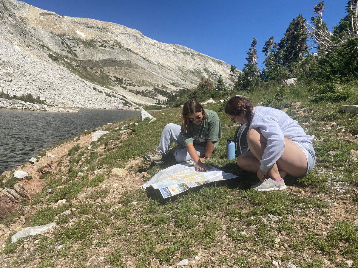 ConsrvationGeog's tweet photo. Some days my job is pretty sweet! Welcoming the entering class if Haub School students! @UWyonews #fieldclass #GoPokes https://t.co/F3cIDBUcaB
