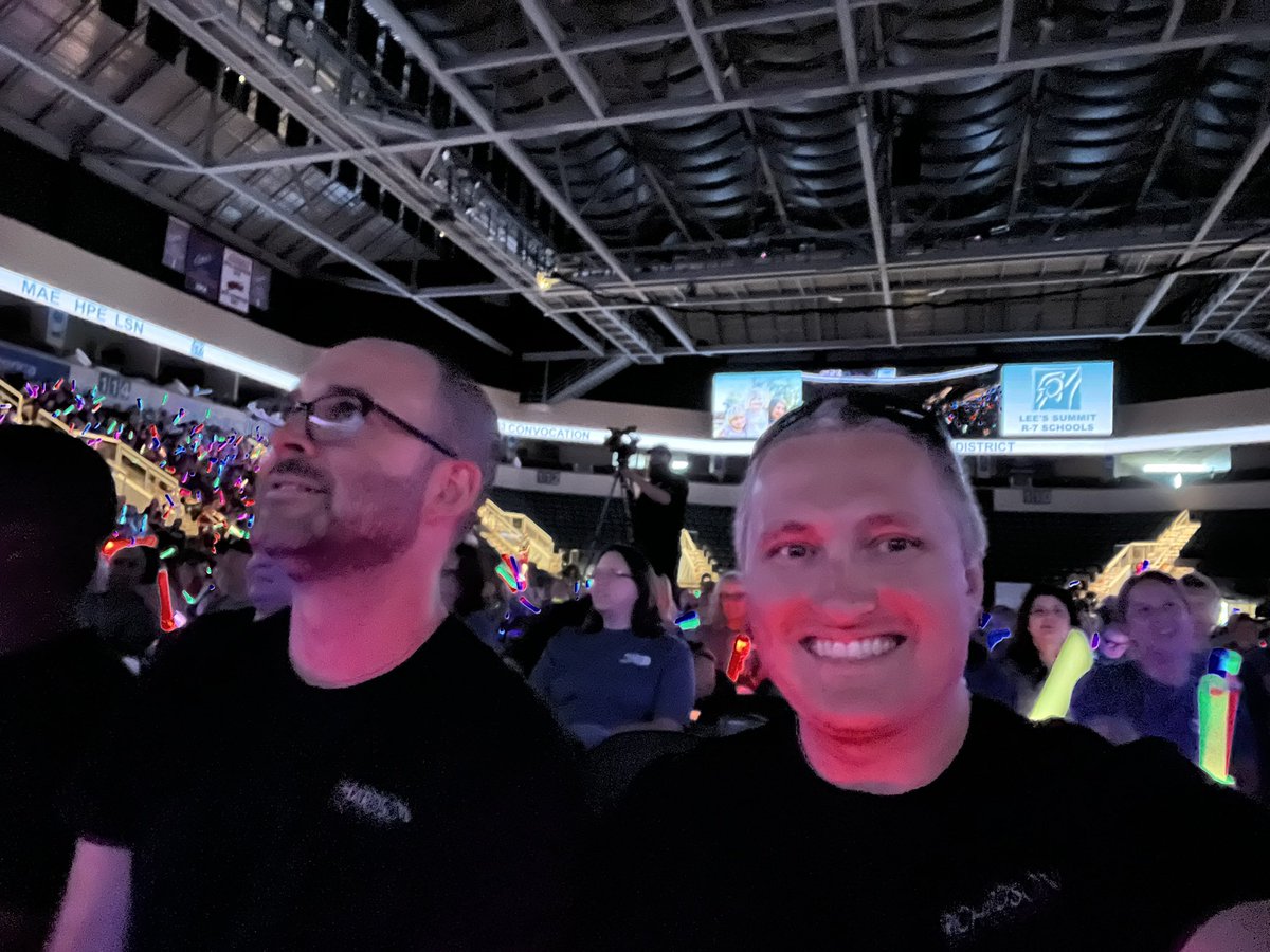 RHE_APBerg's tweet photo. I don’t think @CaseyBlakemore knew I was pulling out my phone to grab these pictures but the lights went down and I need to get the shot! #rheproud #lsr7proud https://t.co/3LzgxdfVwJ