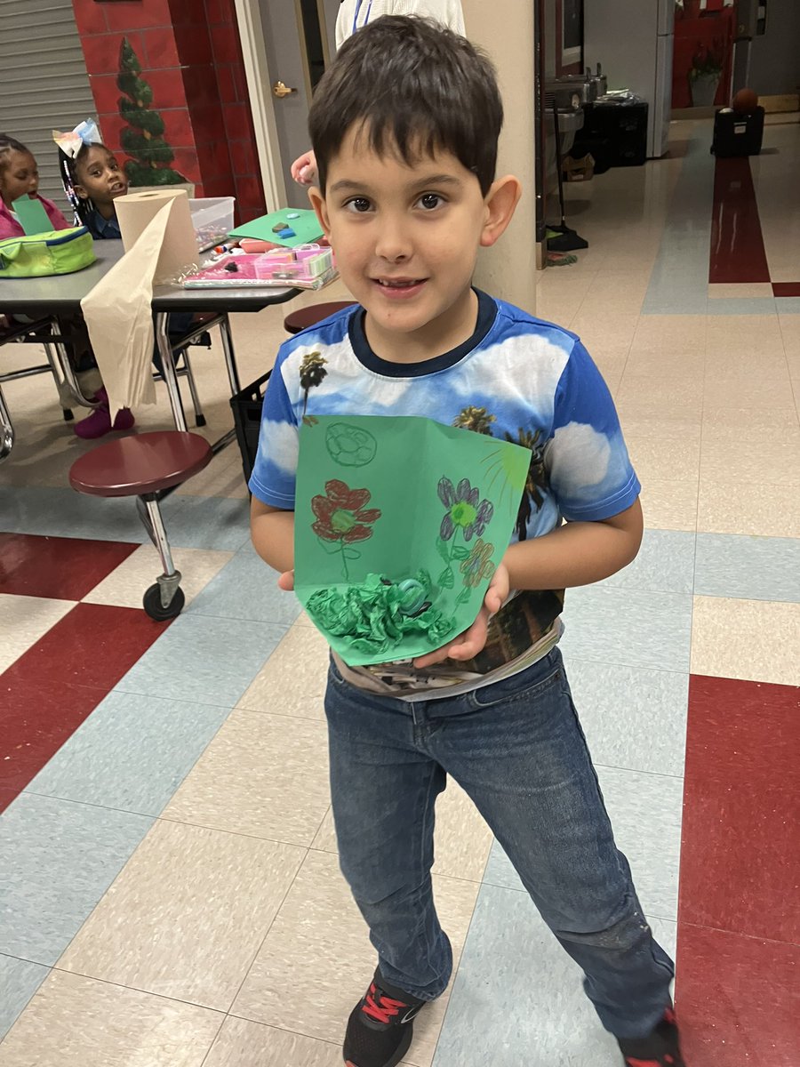 Today the 2nd graders made snail habitats. <a href="/MNElementary/">Mitchell-Neilson Elementary</a> #espafterschool #ta