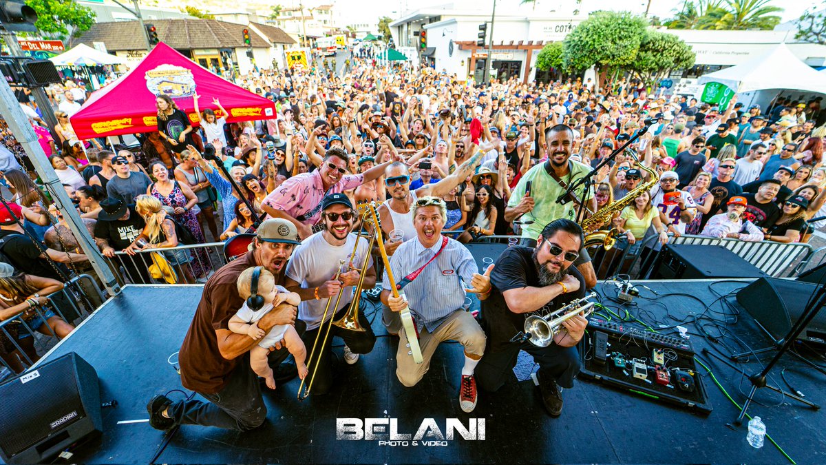 vidaut's tweet photo. San Clemente Street Party last Monday. @tunnelvisionsc https://t.co/pobV9tyMCW