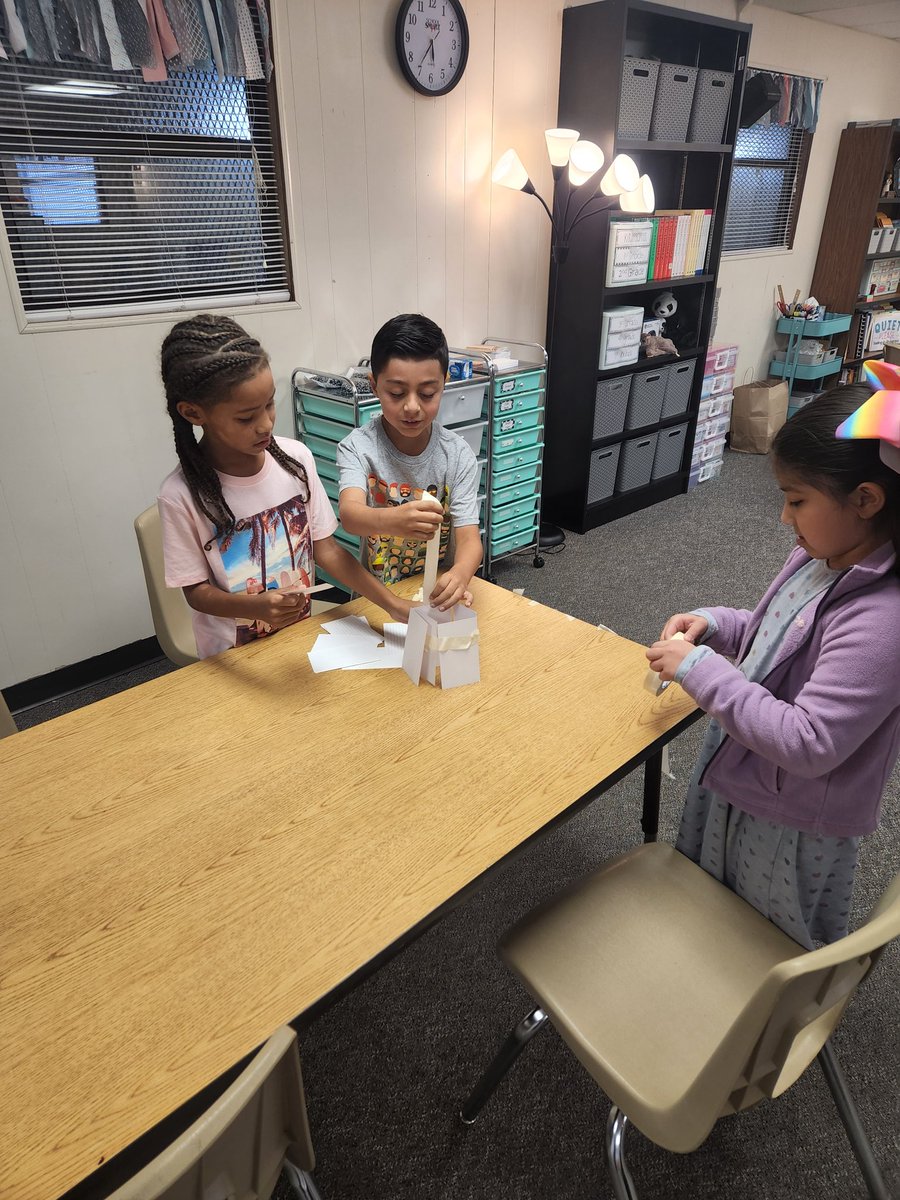 Amy Dowies tweet media