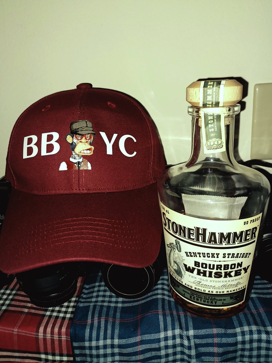 GameMisconduct1's tweet photo. I think version 2.0 is even better.  #BBYC #MBYC #BBCC #boredtobits #ToTheMoon @BoredBitsNFT https://t.co/20gYxln1pw