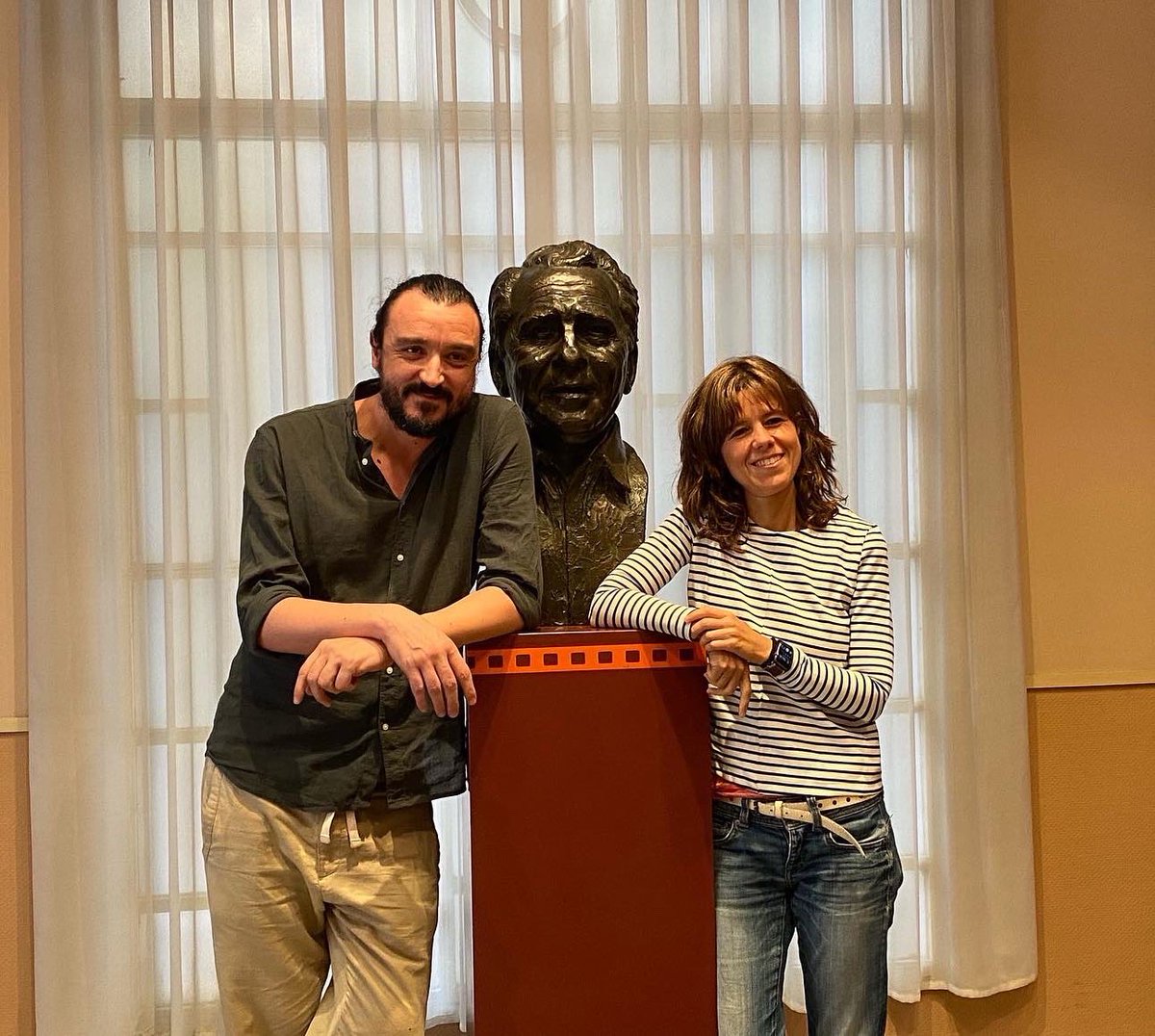 tarazonacine's tweet photo. 🎬 Acabamos de terminar la quinta sesión de largometrajes de esta edición. Han venido a presentar ‘Pijamas espaciales’ su directora @Clarazaro, y los actores @davidpareja y @MarionaTeres.

#tarazonacine2022 #festivaldecine https://t.co/xFzH7L0DWk