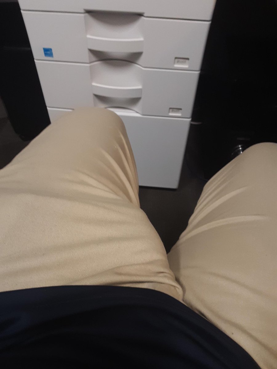 albersohot's tweet photo. Hoy no pude resistir en mi trabajo.
#pene #verga #vergadura #deseosodevagina #caliente #palpitando https://t.co/LWUOFA6V0d