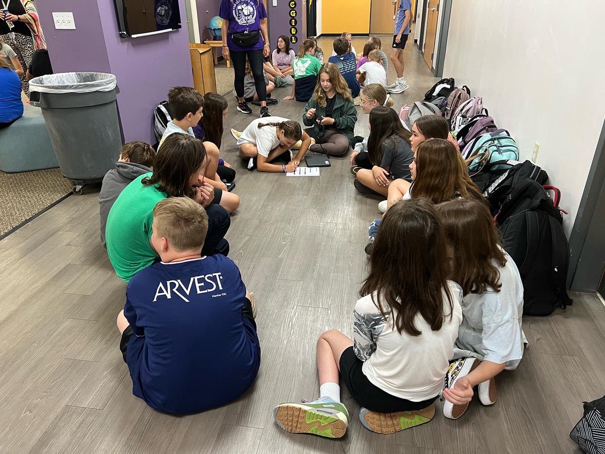 McNairMiddleSch's tweet photo. Developing our @maverickspod Social Contract #communitycircles #mustangsrun #RUNweek #rockitout #capturingkidsheart https://t.co/ysGf2Z9YhV