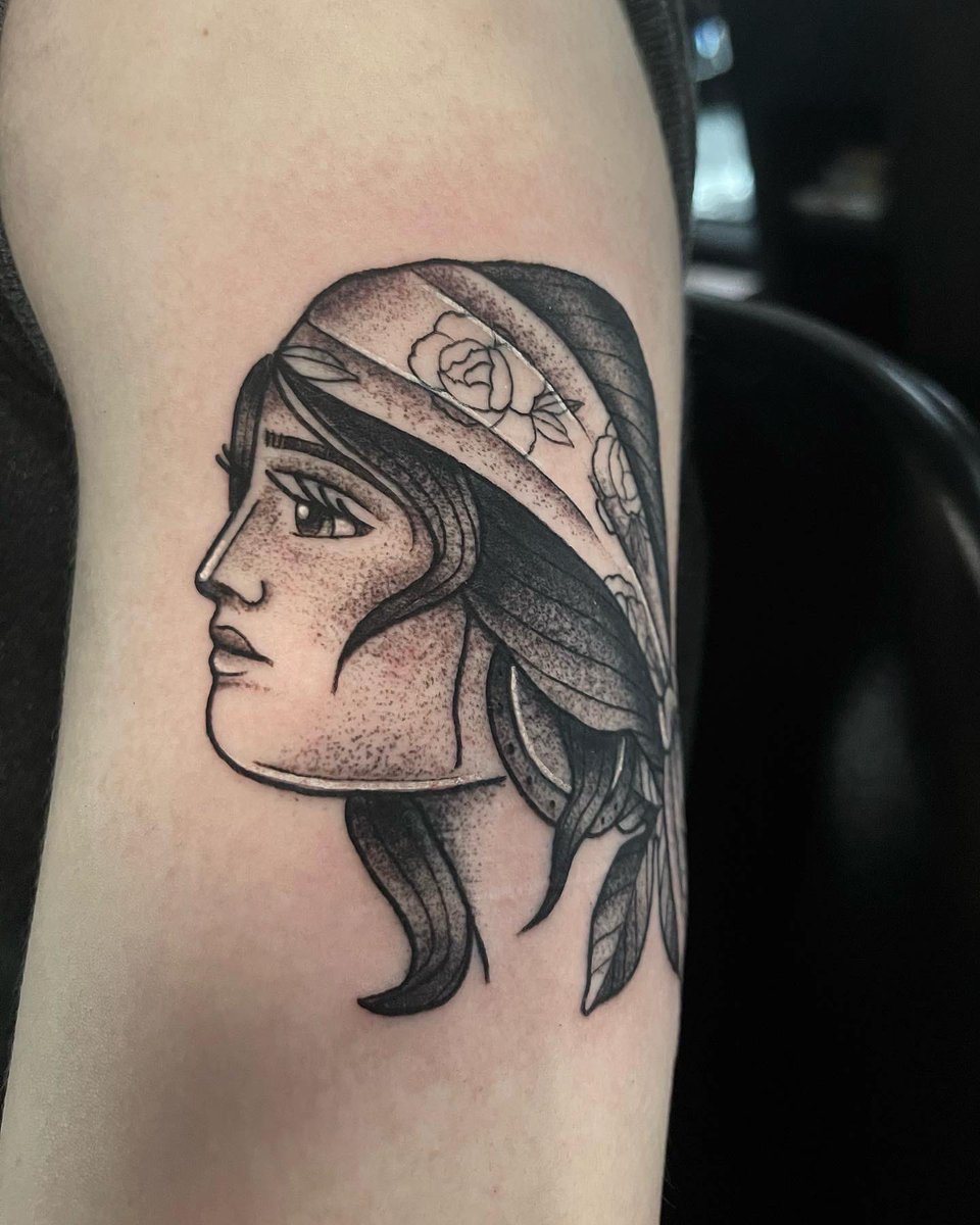 emillionz_'s tweet photo. some recents <3 
dm me for tattoo inquiries ✨ https://t.co/VwFYjNAzJB