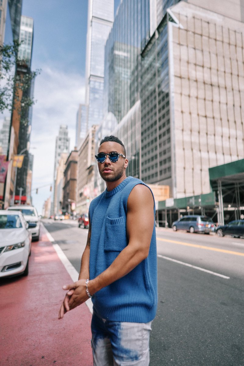 PrinceRoyce's tweet photo. No son frías mis noches en NY https://t.co/7VPP40vb5z