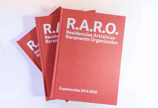 hipermedula's tweet photo. Lanzamiento Libro R.A.R.O. Residencias Artísticas Raramente Organizadas. Experiencias 2014-2020. @SantanderFund  Fundación Santander @raro_buenosaires  SÁBADO 20 de agosto 16-17 hs  #libroArte #artecontemporaneo #artistasLatinoamericanos https://t.co/tsrU5VaebN https://t.co/6EVmqRkULB
