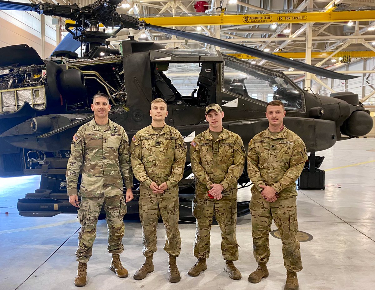 brian_eifler's tweet photo. Proud of our Aviation Component Repair mechanics; “The Wolverines” of D Co ATK Bn! Caught SPC Smith, SPC Dorsey, and SGT Lehman rockin’ a rewire of an Apache!
@11thAirborneDiv
#ArcticAttack https://t.co/QYwubJmiJV