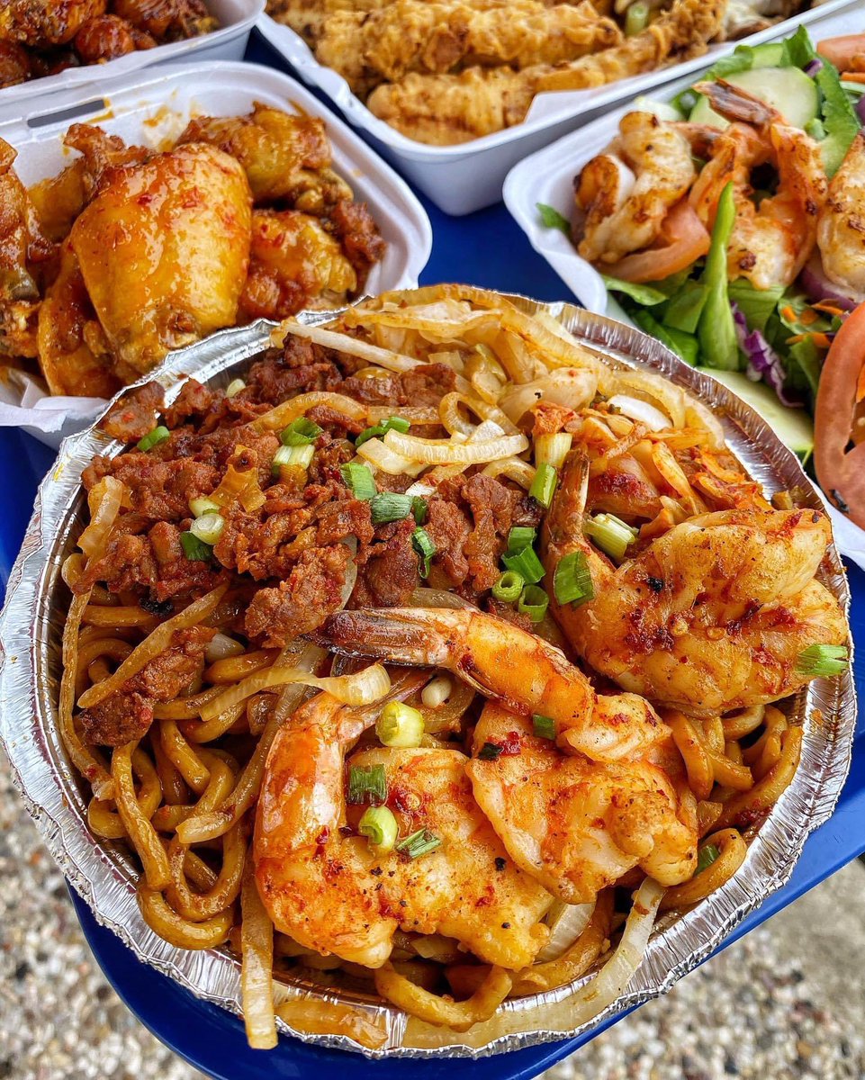 YPHoustonTX's tweet photo. Spicy Korean BBQ Boneless Wings and Korean BBQ Steak Burrito at Chimac in Houston 

10860 Cypress Creek Pkwy, Houston, TX 77070 https://t.co/hqxDVXhwvP
