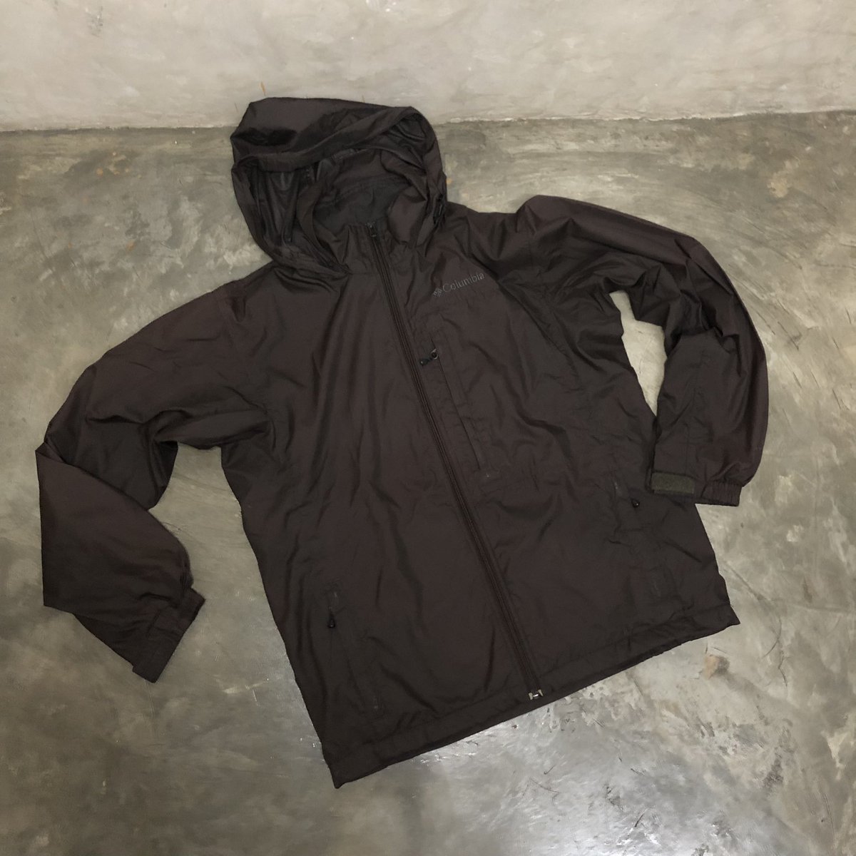 anggabegood's tweet photo. Columbia Omni Shield
Made In Vietnam
Luar:garment with yarn coating
Dalam:fleece
Water and Stain Repellent
Ukrn S-M
Hooded, hoodie bisa dilipat ke dlm
Second Original, pembelian Bratpack
Kondisi8.5/10
HargaRp 350.000.WA dm aja!
#columbia #jaketcolumbia #outdoor #preloved https://t.co/vVtt4isanF