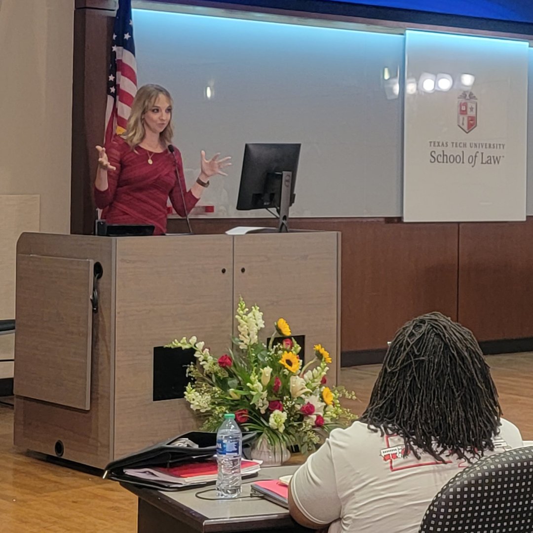 This morning, President-Elect Laura Pratt discussed TYLA projects and resources with the incoming class of first year students at Texas Tech Law.  #TYLA #UncommonLeaders