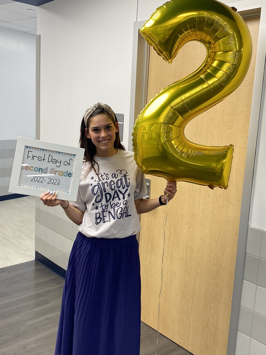 Happy first day of school! I love my Bengals 💕☺️ #bengalpride <a href="/BryantElem/">Bryant Elementary</a>