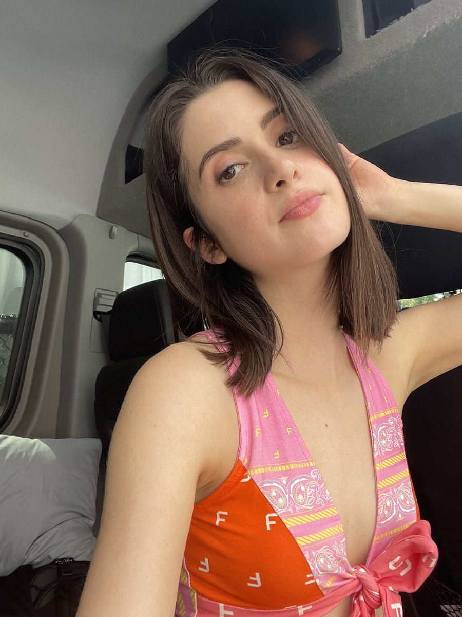 lauramarano's tweet photo. Orlando!!!! Such a crazy and hectic day yesterday, but you brought such good energy!!! Thank you ❤️❤️😫😫 https://t.co/OLvHk2TAzB
