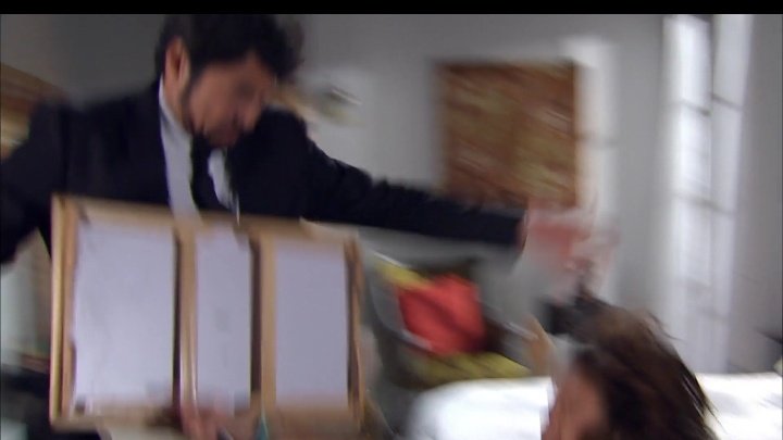 tusseriesfavs's tweet photo. Mi escena favorita de Fabiola y Miguel desde luego es esta, no me he podido reír más😂😂pero q manera es esa de levantarse hija mia😂lo 1ro q coge es un 🔪😂quemaste a Miguel, por dentro😏😂
#CorazonValiente @Gabriel_Porras
#CorazonValienteDivinity18A
@Asnicar__Brenda 122 https://t.co/vm2m1Pb4fI