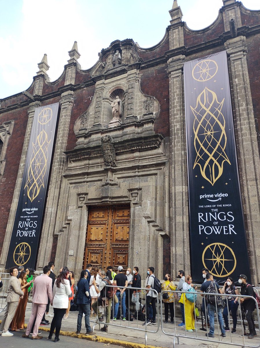 ¡ESTÁN HACIENDO LA PREMIERE DE EL SEÑOR DE LOS ANILLOS: LOS ANILLOS DE PODER EN MÉXICO! 

MADRE MÍA QUE BONITO TODO 😍