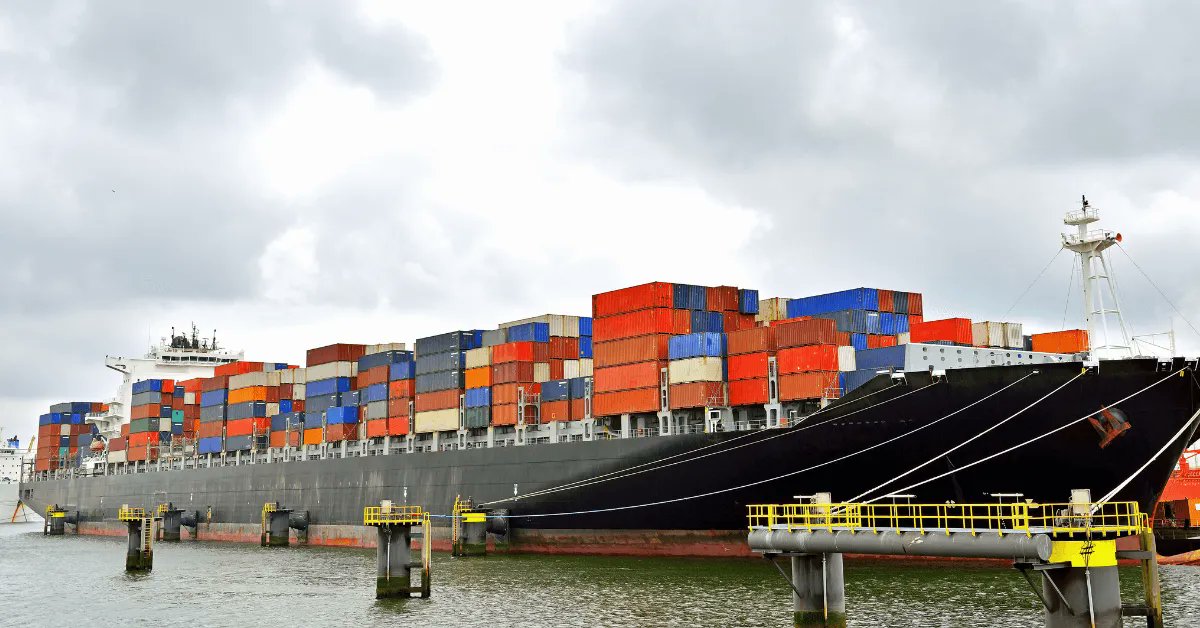 MarineInsight's tweet photo. Reefer Container Freight Rates Stabilising But To Outpace Dry Box Pricing: Drewry Report
...Check Out this article 👉https://t.co/APKJEVSeXm
#ReeferShip #Freight #Shipping #Maritime #MarineInsight #Merchantnavy #Merchantmarine #MerchantnavyShips https://t.co/7aEme1tjlC