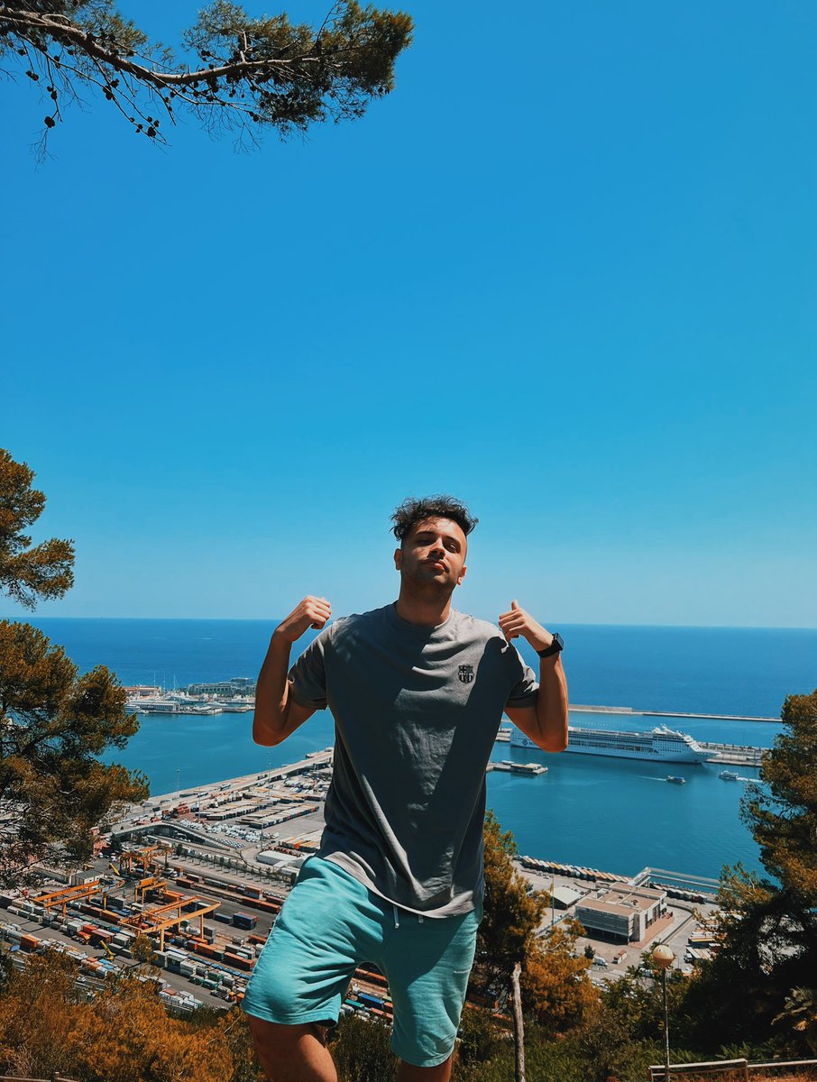 nvzem11's tweet photo. 🤟🏾 https://t.co/idIrlMGFEb