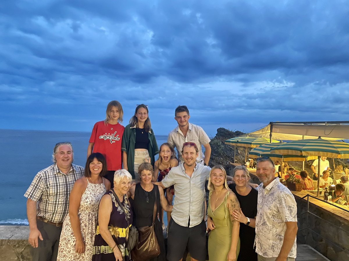 jrt_canada's tweet photo. An amazing week in the Italian/French Riviera 🇮🇹🇫🇷 #familyeurotrip #livetotravel https://t.co/ZK10y8lA9W