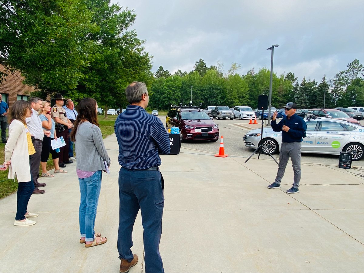 VSI_Labs's tweet photo. Day two and three of #DriveMN are in the books! We had great visits in Bemidji, Moorhead, Marshall, and Mankato. Tomorrow we'll stop in Winona before our final event in Minneapolis.
#vsilabs #umn #mndot #boltonandmenk #cav #mobility https://t.co/rNSfKQE0Dn