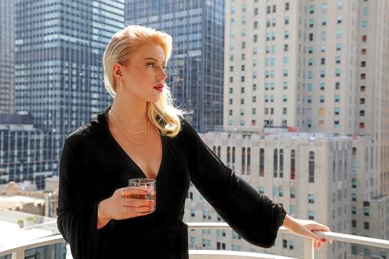 kimberlyhotel's tweet image. Embrace the warm New York sun with gorgeous views of Manhattan! ☀️

#manhattanviews #midtownmanhattan #balcony #midtownviews #newyork #newyorkcity
#thekimberlyhotel #upstairsnyc #hotelrestaurant #boutiquehotel #hotellife #hotel #hotels #travel #citylife #thekimberly