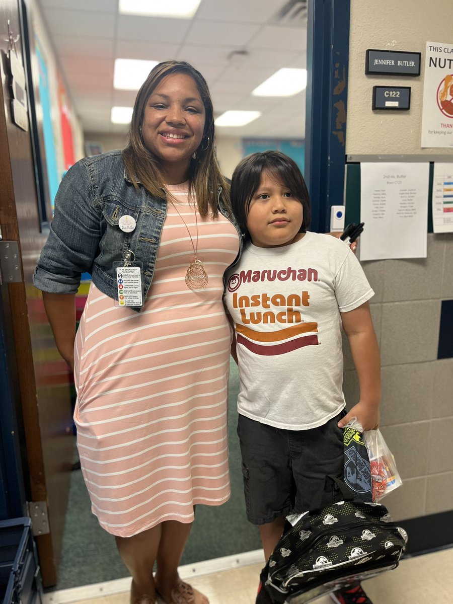 RubyBlanco14's tweet photo. #GCISDFirstDay https://t.co/tXOKqbQvyc