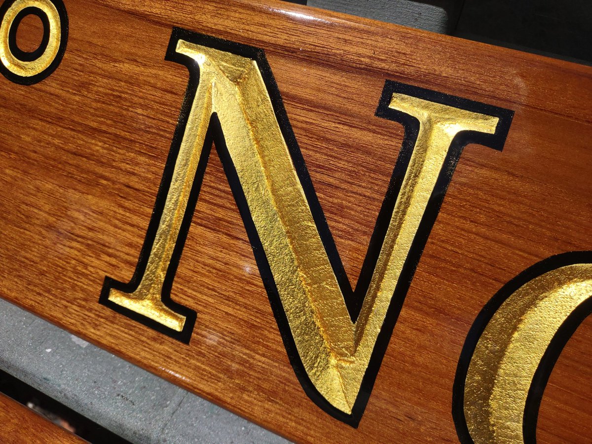 DesignsandSigns's tweet image. designsandsignonline.com We will make custom team name boards for your yacht, with carved letters and 23 karat gold leaf! #sailing #Yacht #yachting #YachtWatch #boatlife #boatparty