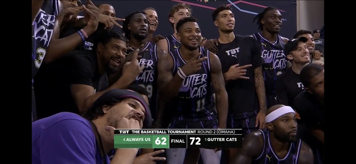 _MPE3's tweet photo. Throwing it back to the most fun I’ve had in a while with the @GutterCatGang @thetournament team 🔥🙏🏽🤙🏽🏀

Can’t wait to run it back next year with the hardest working Gm in the game @brandonforman ❤️🤙🏽💪🏽👑
#GangGang #TeamGutterCats https://t.co/XiPr2SNBmb