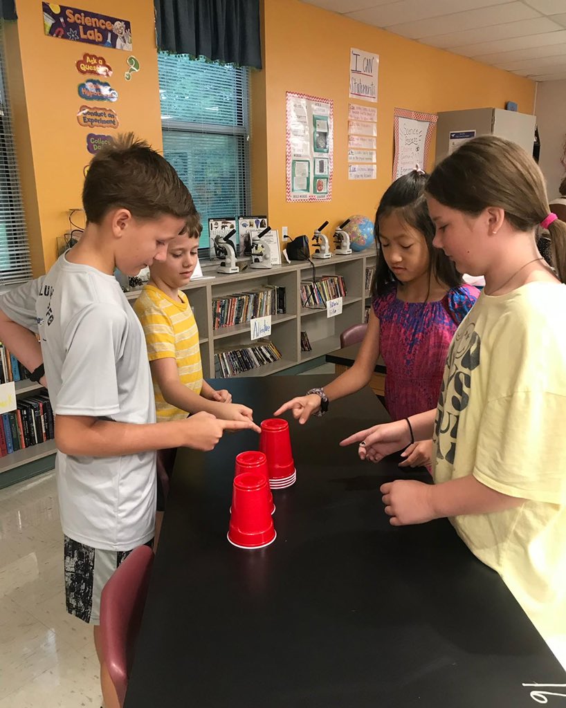 McNairMiddleSch's tweet photo. Cup challenges in Ms. Stullโs @mcnairoutriderpod advisory this morning. #mustangsrun #rockitout #RUNweek https://t.co/y78MTlRWxq