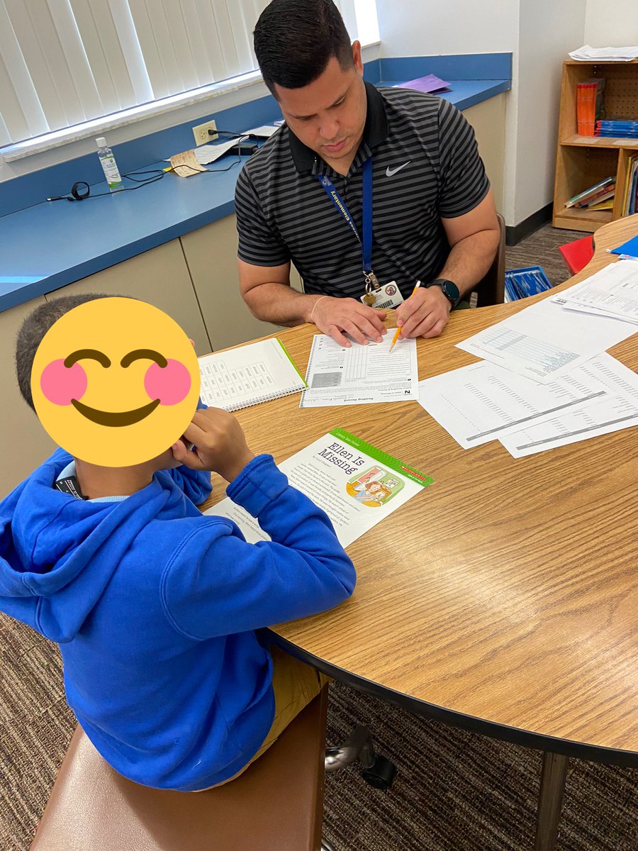 stacyburdette's tweet photo. Walking classrooms today at Cypress Elementary, I observed WICOR in action! These 3rd and 4th grade students were busy bees! @Osceolaschools @SDOCElemEd @sdocavid https://t.co/RYYfb4Tupg