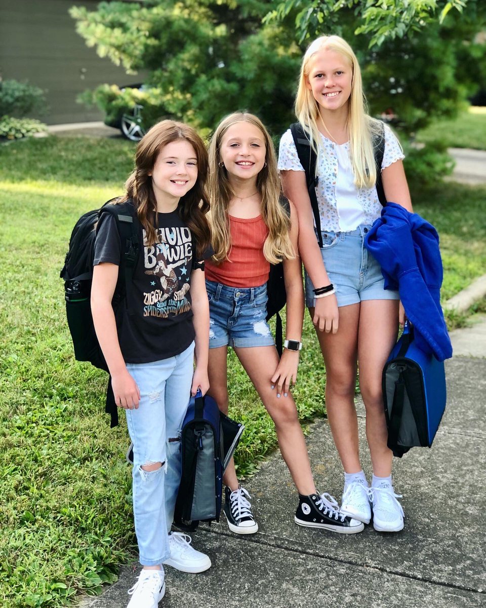 katulec's tweet photo. First day of middle school #itsworthit #mccordmiddle #worthingtonoh https://t.co/7axJb33KGD