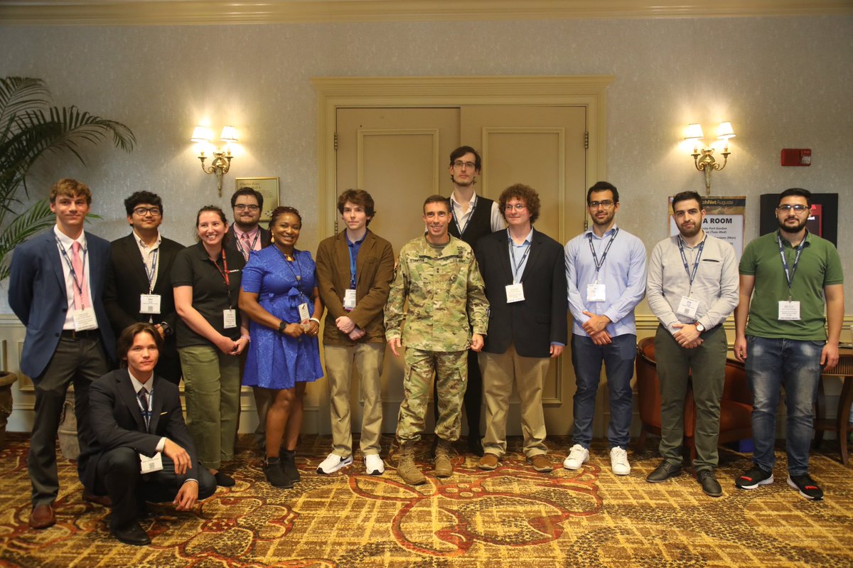 Army_Cyber_CoE's tweet photo. #Motivated by the student presenters at the #TechNetAugusta poster show. Stay engaged and keep it up! @AUG_University @MGAstateU @SouthernMissNow @UofSC @TRADOC @usarec @AFCEA #TechNetAugusta #peoplefirst #cyber #future #CyberForge #VictoryStartsHere https://t.co/IGB2bLhMWM