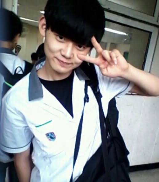 VVende15's tweet photo. happy birthday chong 
#yeonjun https://t.co/CpDlqt2Cmj