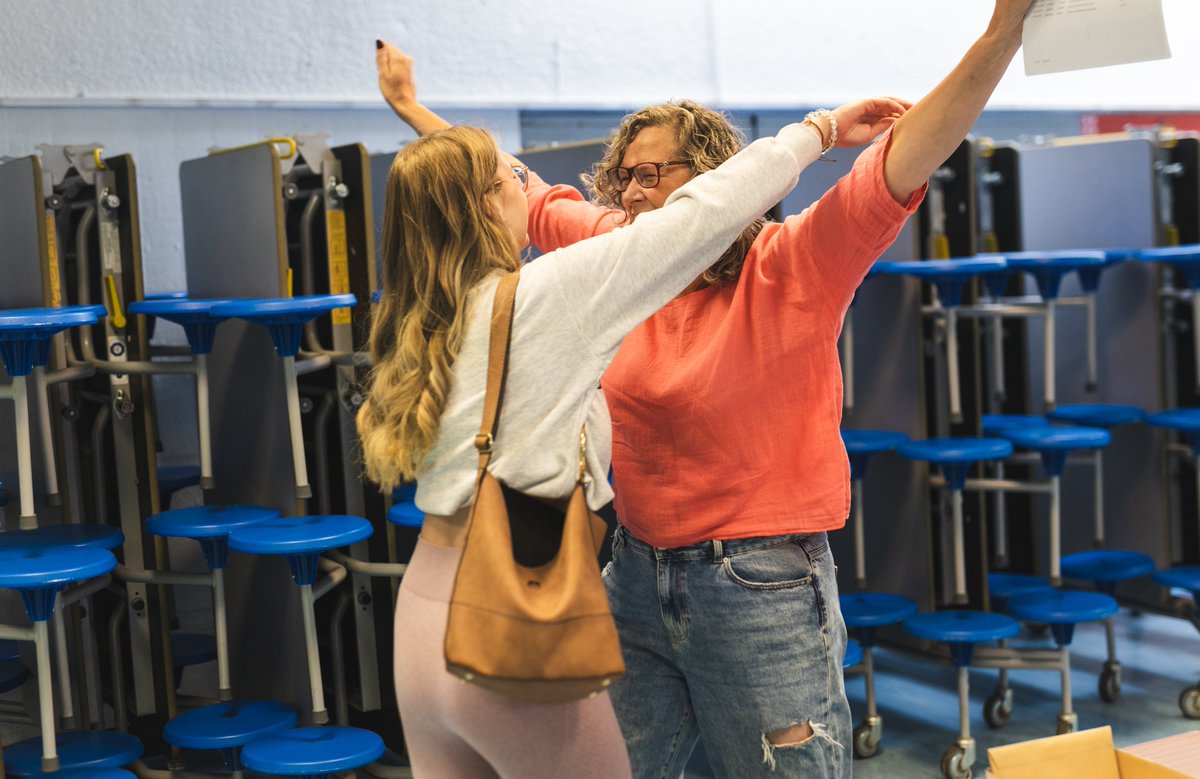 A huge congratulations to all of our Year 11 students who have picked up their results today! We’re incredibly proud of all your hard work over the past 5 years and from all the staff, we wish you all the luck in whatever your future may bring! #GCSES2022 #GCSE