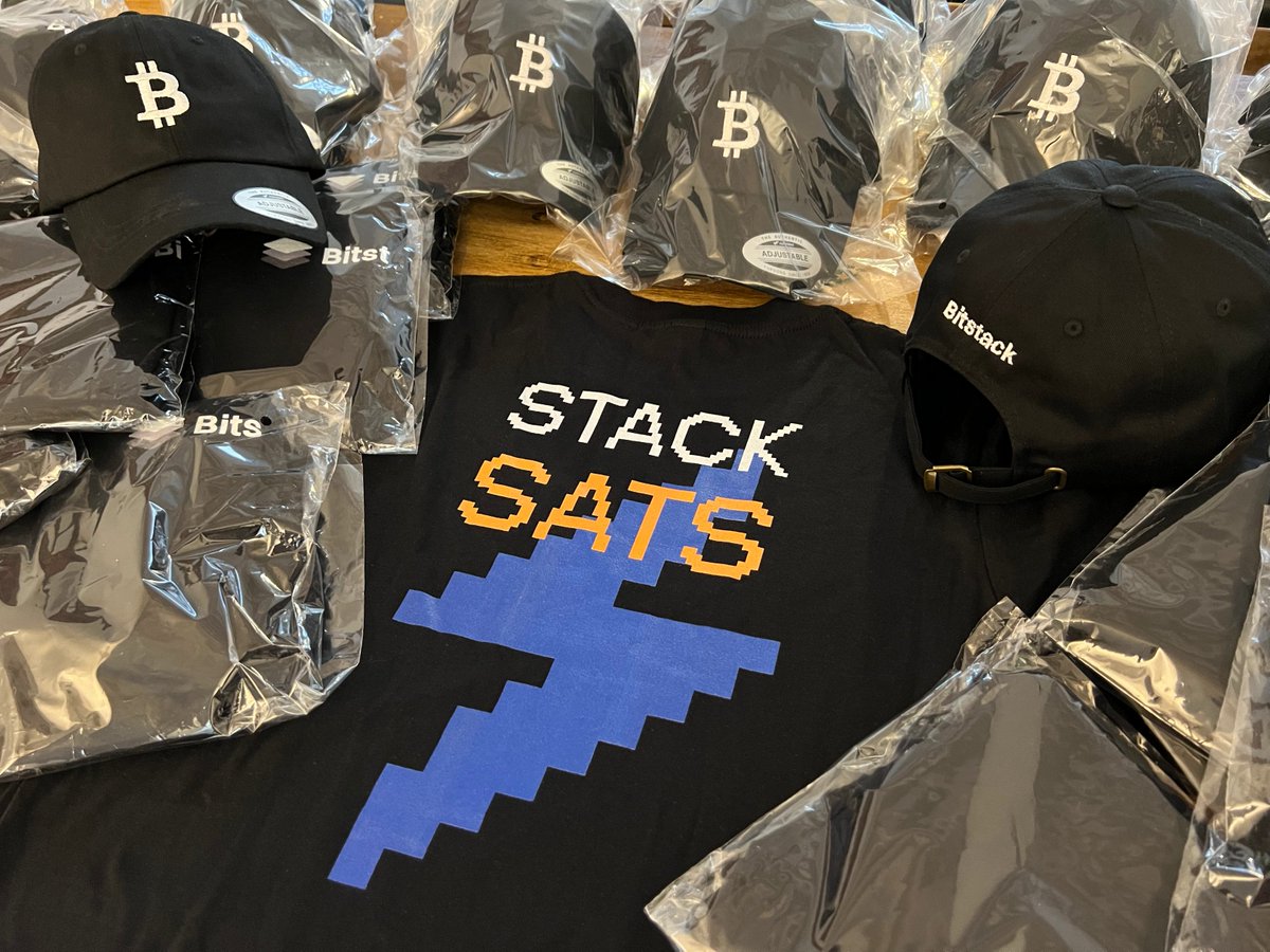 bitstack's tweet photo. Ça y est, les premiers goodies @bitstack sont arrivés ! 🥳

Vous voulez une casquette ou un t-shirt ?
👉 Faites un like + retweet !

5 personnes seront tirées au sort dès demain 18h.

C'est parti ! 🎉

#Bitcoin https://t.co/p2M59kunLW
