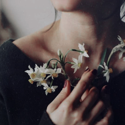 thxrnflxwer's tweet photo. ⠀ ⠀ 　　Sʏɴᴛʜɪᴀ Rᴀᴍsʜᴏʀɴ ❁ Biologist

𝑆ℎ𝑒'𝑠 𝑡ℎ𝑒 𝑡𝑦𝑝𝑒 𝑜𝑓 𝒇𝒍𝒐𝒘𝒆𝒓 𝑡ℎ𝑎𝑡 𝑐𝑎𝑛 𝑠𝑡𝑖𝑙𝑙 𝑔𝑟𝑜𝑤 𝑎𝑓𝑡𝑒𝑟 𝑎 𝒇𝒐𝒓𝒆𝒔𝒕 𝒇𝒊𝒓𝒆 https://t.co/lPyZcauS2u