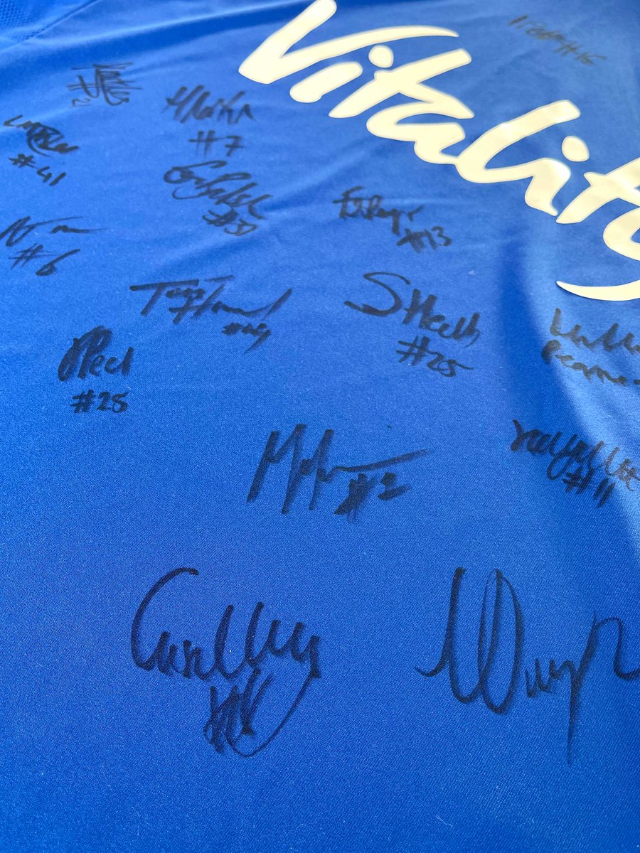 NottsSport's tweet photo. To celebrate the Hockey Commonwealth Games achievements we are giving this signed 
@GBHockey  shirt by the women's squad!

To enter simply like, follow &amp; share this post by 31/8 at 12pm.

Good luck! 🤞

#WIN #Competition #HockeyFamily #B2022 #CommonwealthGames2022 https://t.co/BONu86tMUW