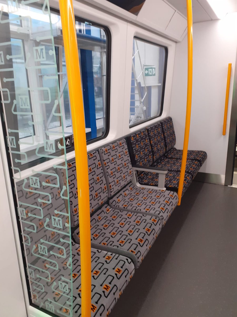 Tyne and Wear Metro tweet media
