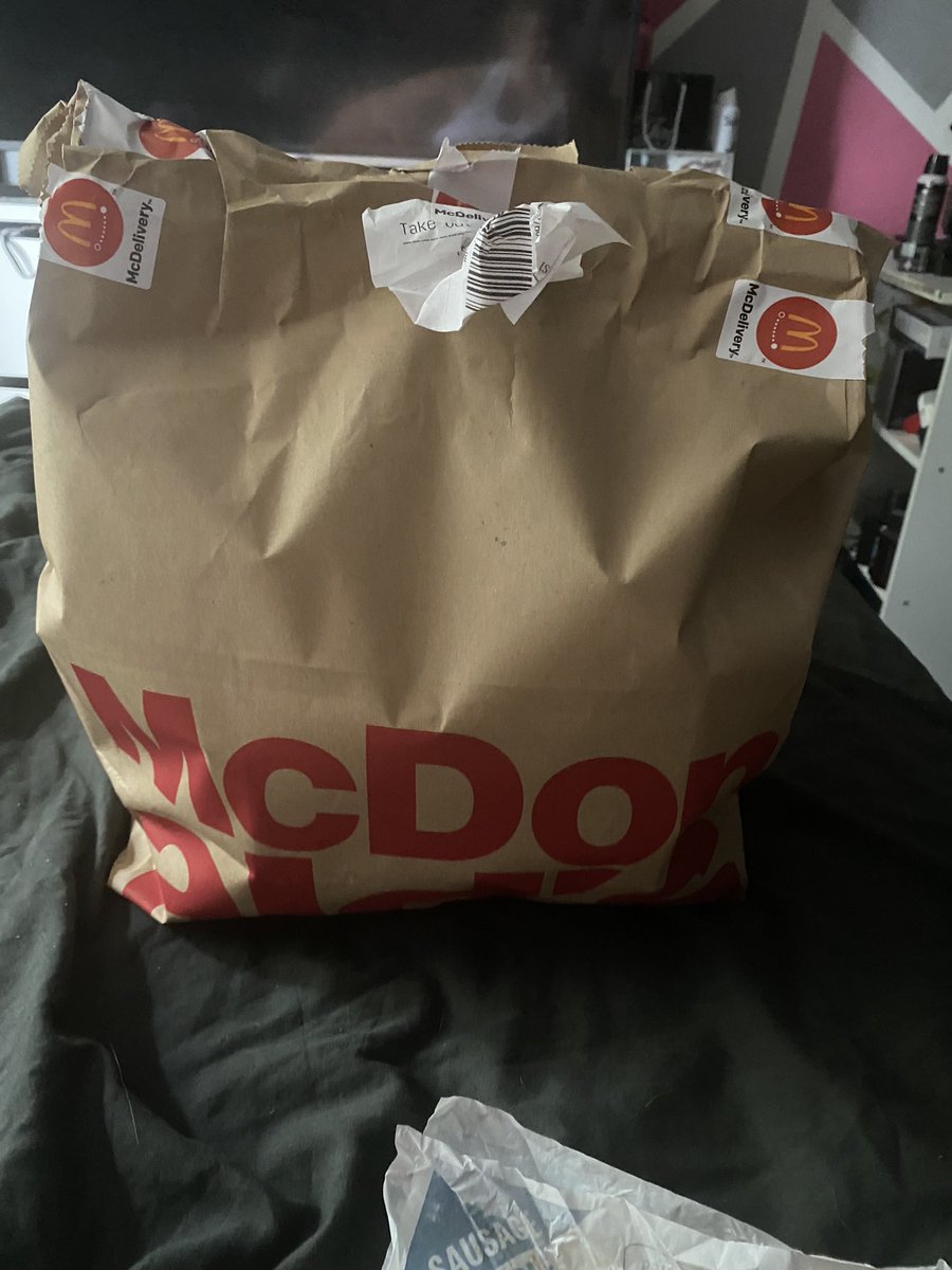 GaryRyde_'s tweet photo. Shoutout @ChopShippy for the 50% off McDonald’s 🙌🏻 drop him a follow for mad discounts 👊🏼 https://t.co/Vq7AQlc3Gr