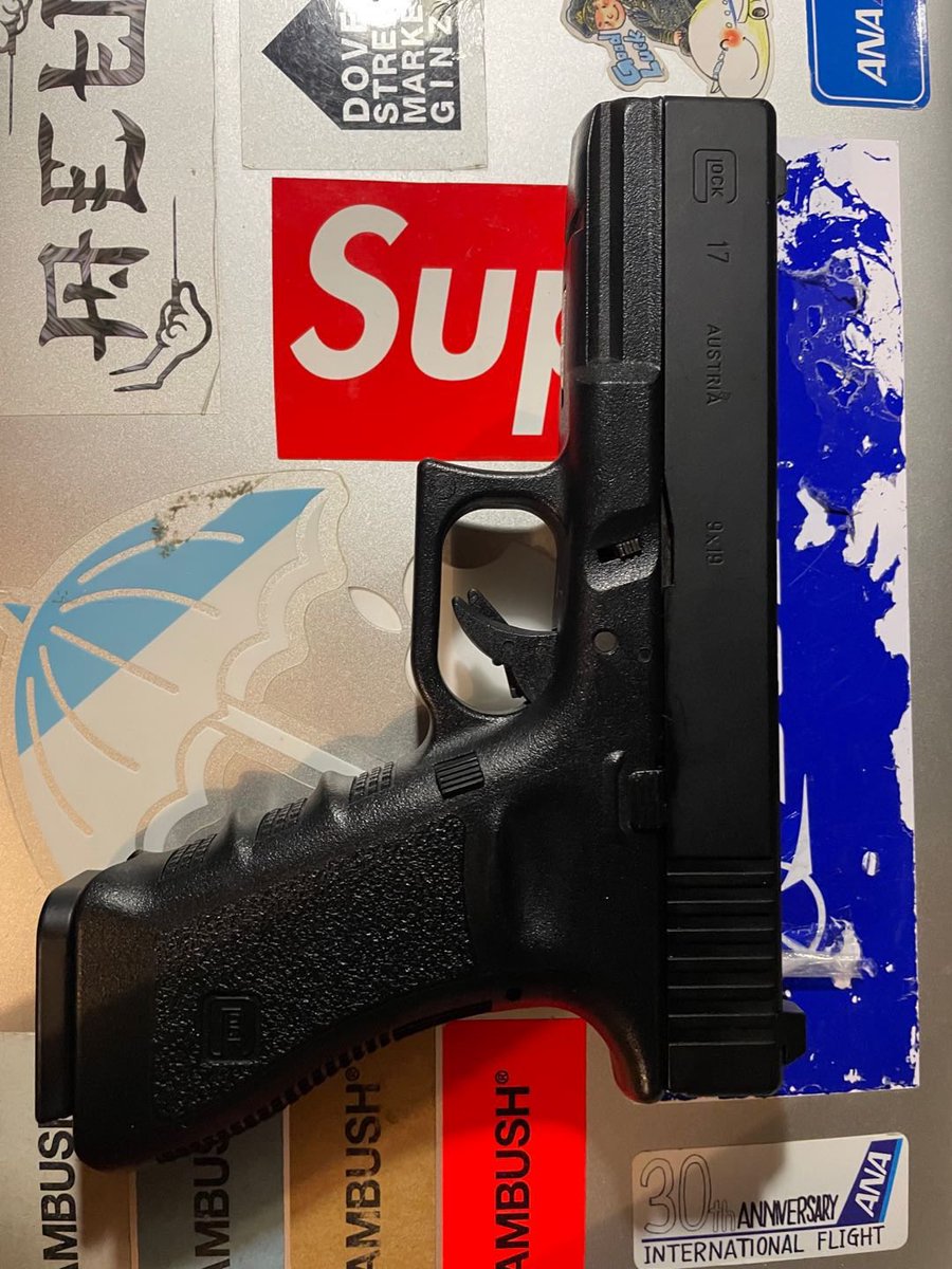 drmlnr_'s tweet photo. G17 gen3 tokyo marui 求速出 
#WE #bb枪 #左轮 #马路易 #狗粮 #狙击枪 #气狗 #气枪 #格洛克 #柯尔特 #手枪 #进口 #枪支 #m1911 #台湾 #枪 #改火 #钢珠枪 #打鸟 #气狗 #冷媒 #管制 #弹药 #6mm #改装配件 #改装枪 #沙漠之鹰 #制式 #手拉 #玩具 #黄河 #手枪 #仿真枪 #bb弹 #战鹰 #zy2 #格洛克 #气枪 https://t.co/z9ziRoOm02
