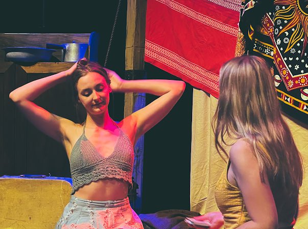 vetoproductions's tweet photo. The play is filled with a rich variety of characters and a number of story beats that are skillfully woven together into a seamless, yet unpredictable narrative exploring the influence Charlie Manson had on society's weakest.

#HelterSkelter #EdFringe2022 #Edinburgh  
3/ https://t.co/lUvuKNqlwf