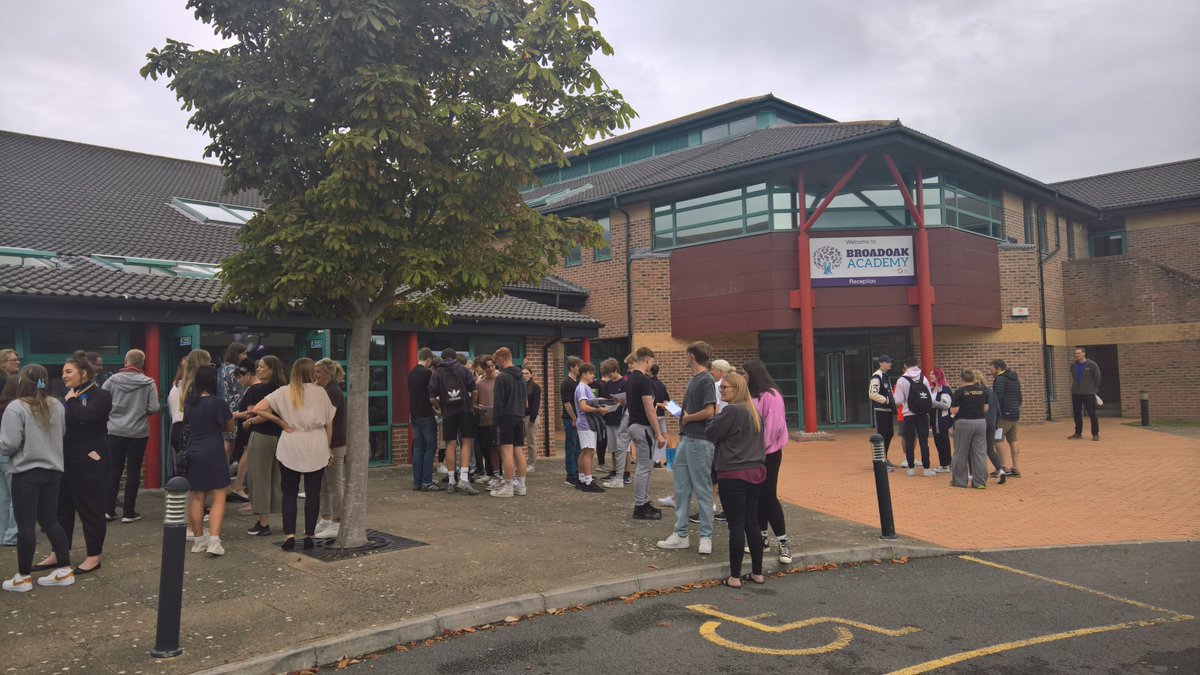 Broadoak Academy tweet media