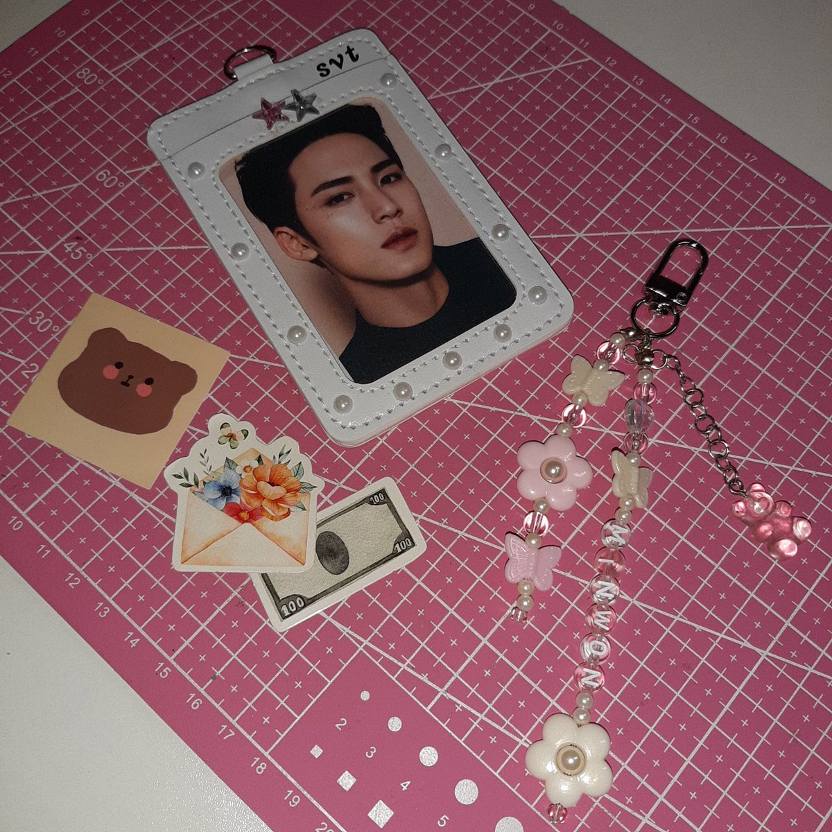 wngyumails's tweet photo. ♡ ` #wngyumails 

hello!! sorry sa late feedback pero here na yung super cute na keyring at pc holder tysm sa super cute packaging at sa mga freebies din huhu tysm talaga sa pa ga mo na ❤

@studio0107 #studio0107_mails https://t.co/GtUmyoX0Gk
