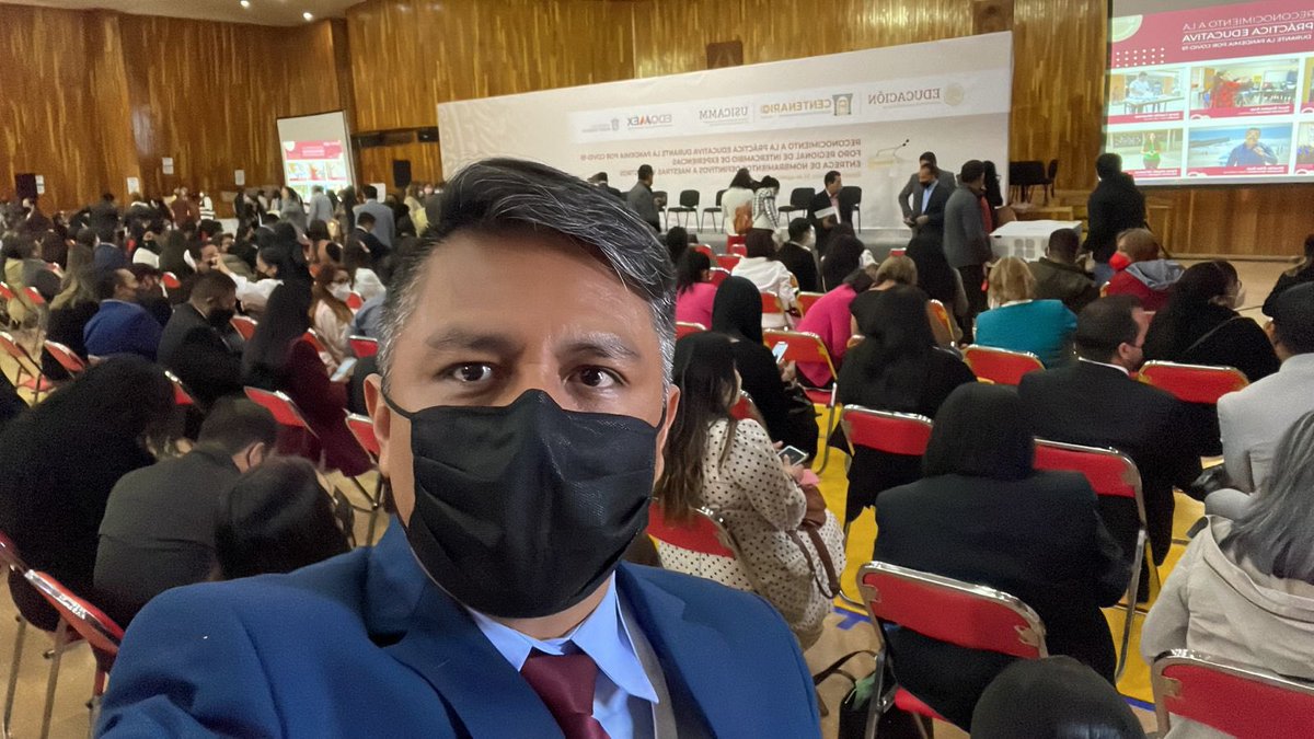 zonabg53's tweet photo. La @zonabg53 felicita al profr. José Luis Franco Téllez quien recibió el reconocimiento a la Práctica  Educativa  implementada durante la contingencia #COVID19 con su narrativa #Carrusel_de_emociones_en_el_desarrollo_de_nuevos_materiales_de_enseñanza_aprendizaje.
@oficial118 https://t.co/iIfw7BKE6J