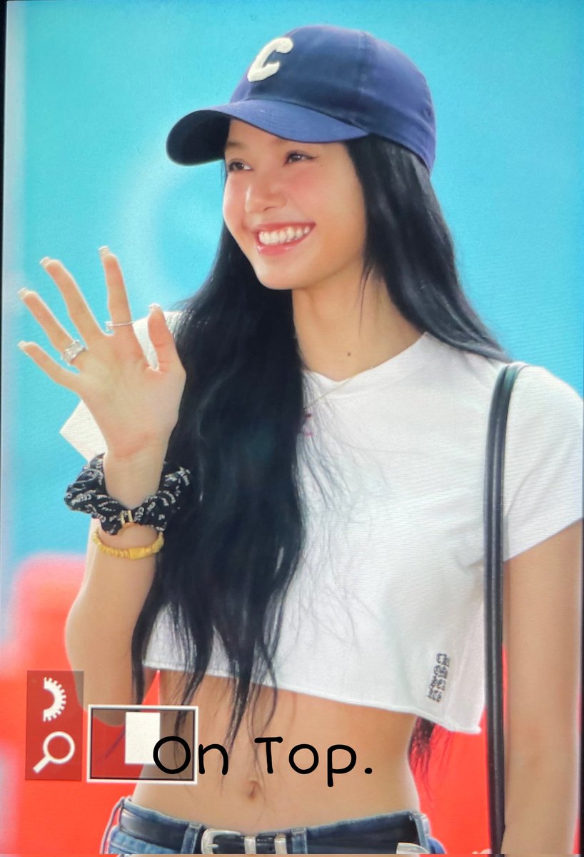 OnTop0327_liz's tweet photo. [PV] 220624 

#블랙핑크 #리사 #blackpink #lisa #ลิซ่า  #lalisa https://t.co/NQXrI2rxdZ