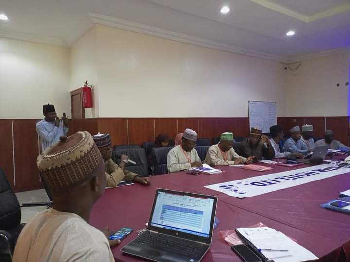 a_sabo12's tweet photo. 2nd Workshop on Validation of Digital Skills Training Manual Developed by @ICTAdvocates 4 the AGILE Project in Kano. The Training Manual is aimed 2  enable Girls in selected Secondary Schools to make progress in ICT while improving Access and Quality of Education in Northern Nig. https://t.co/ltJzzcDO7f