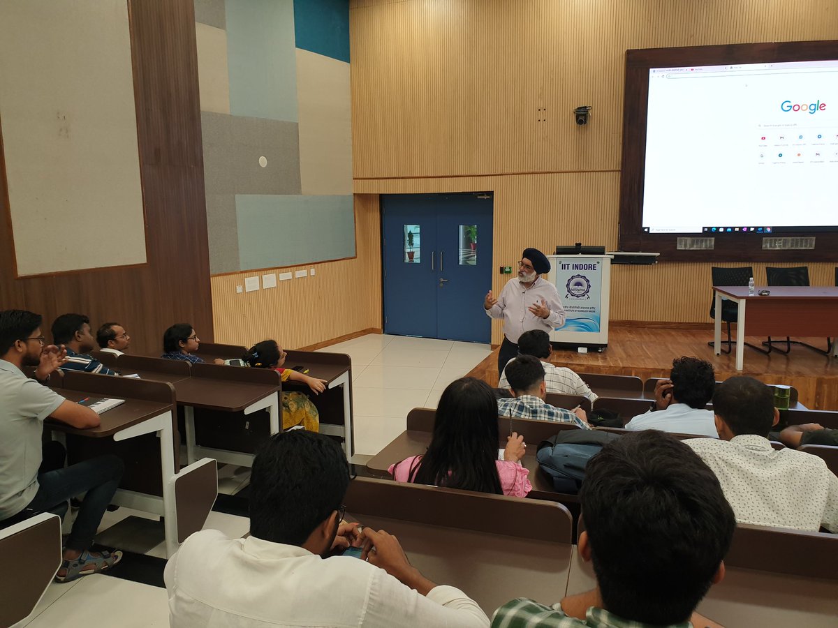 Humanities and Social Sciences IIT Indore (@hssiitindore) on Twitter photo Ambassador Gurjit Singh (<a href="/AmbGurjitSingh/">Gurjit Singh</a>) interacting with students of SHSS, IITI.
#iitindore #shss Ambassador Gurjit Singh (<a href="/AmbGurjitSingh/">Gurjit Singh</a>) interacting with students of SHSS, IITI.
#iitindore #shss