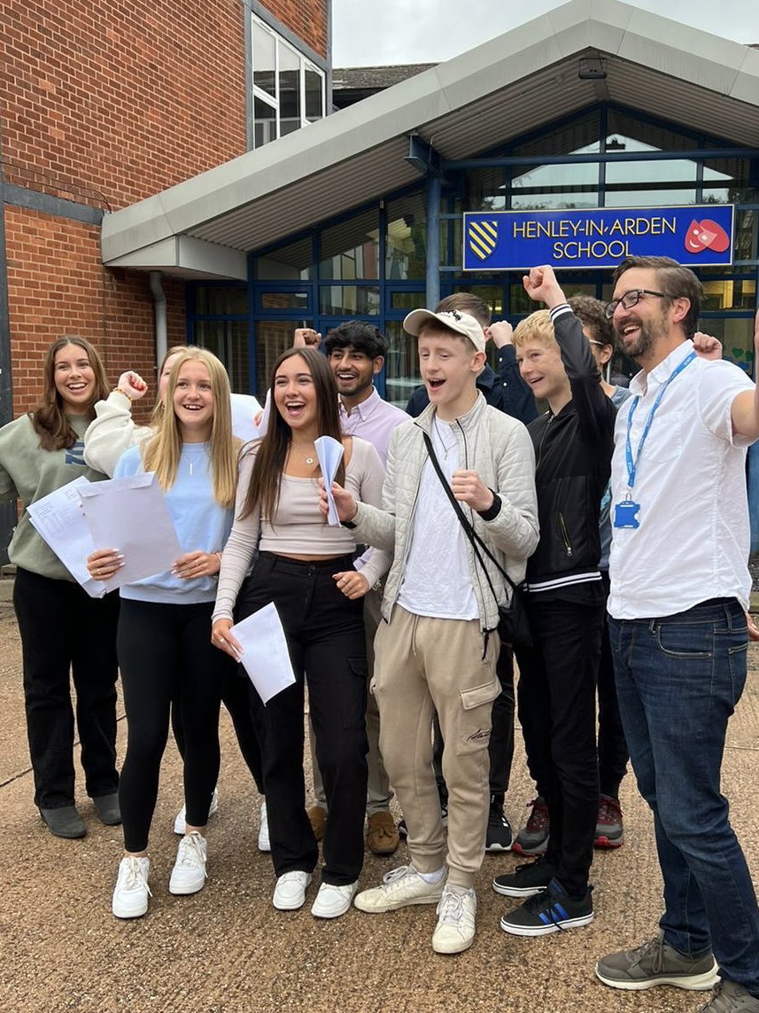 Henley-in-Arden School tweet media