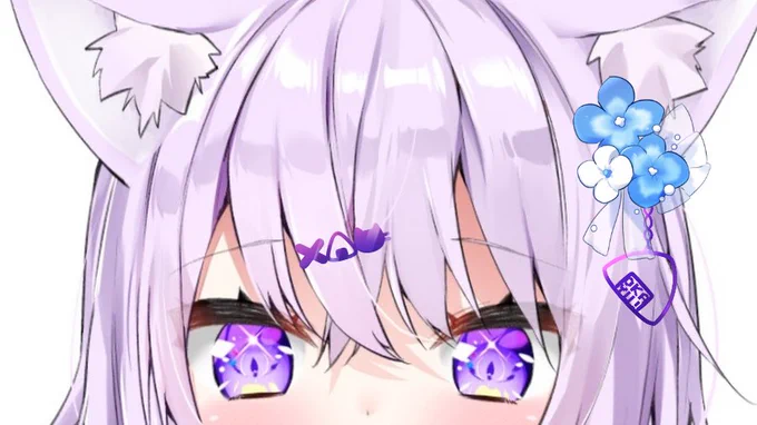 こっそりお花の髪飾りも付けちゃお…!何でも似合うから作るのたのしい…かわいい…#おかゆのアクセサリー  